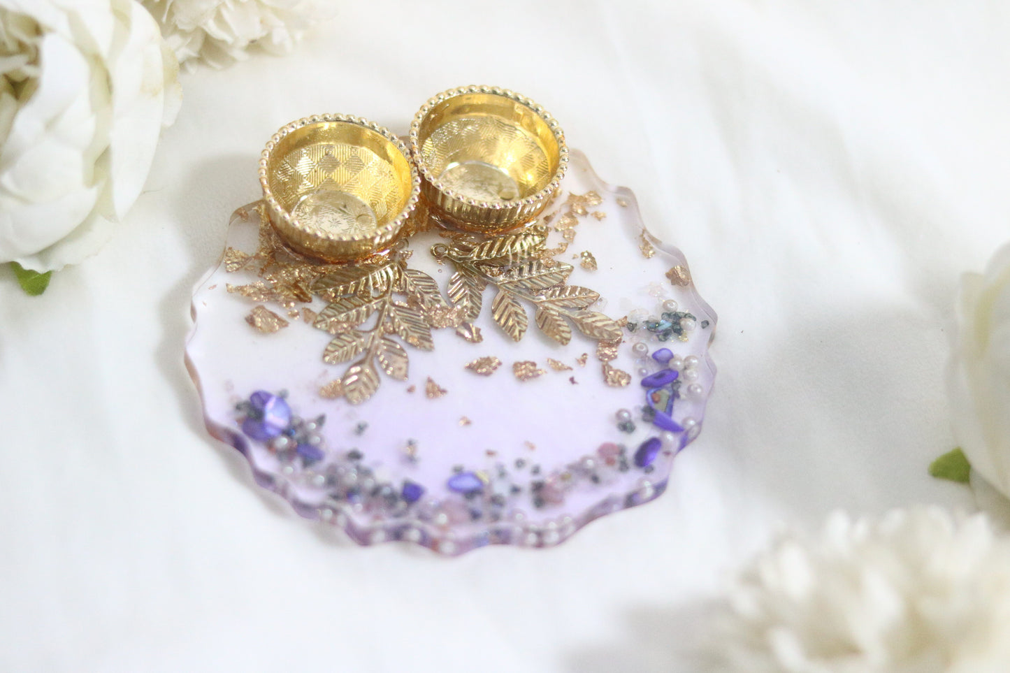 "Opulent Lavender Bliss Resin Pooja Thali – Elevate Your Festive Rituals"