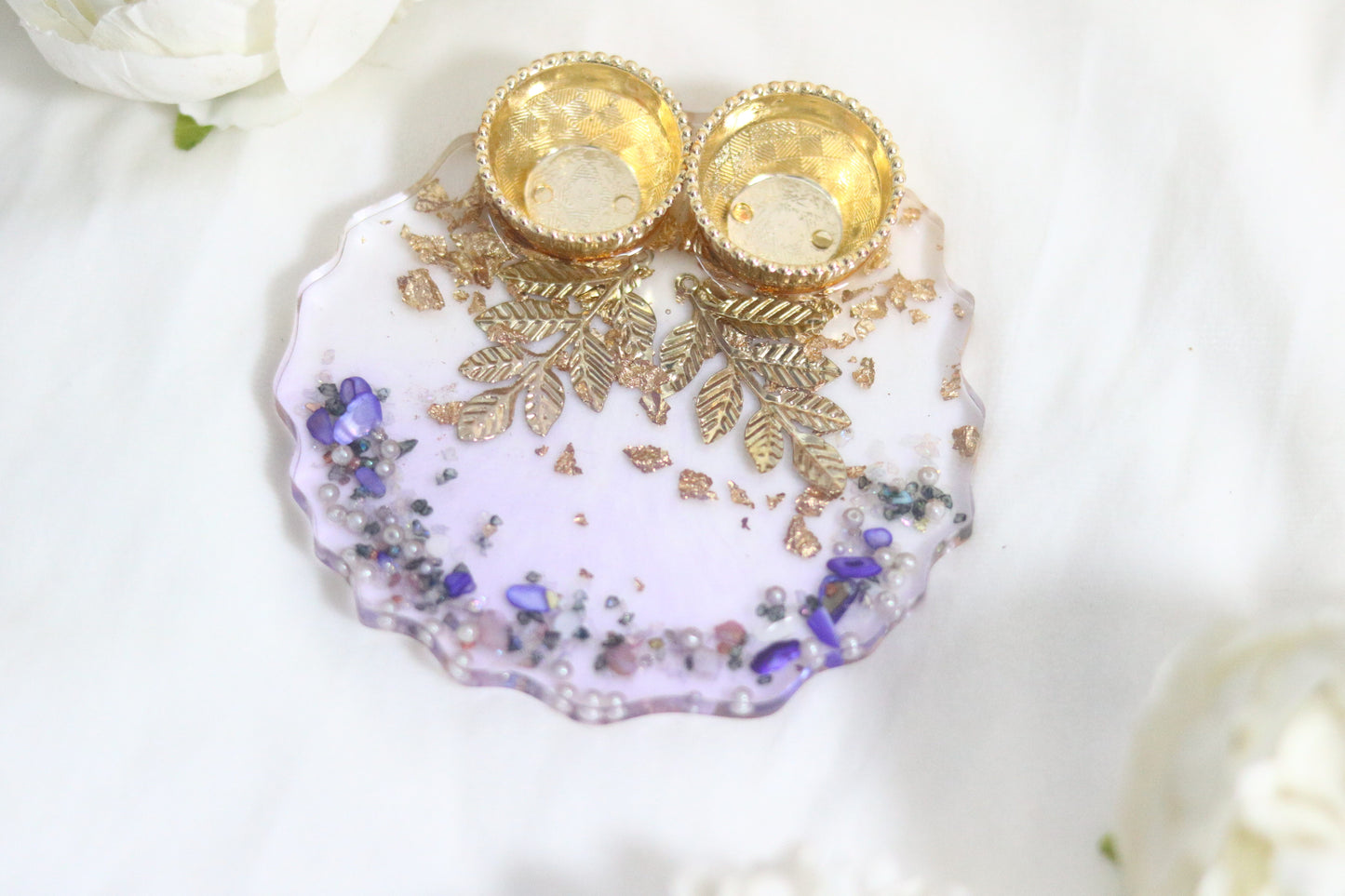 "Opulent Lavender Bliss Resin Pooja Thali – Elevate Your Festive Rituals"
