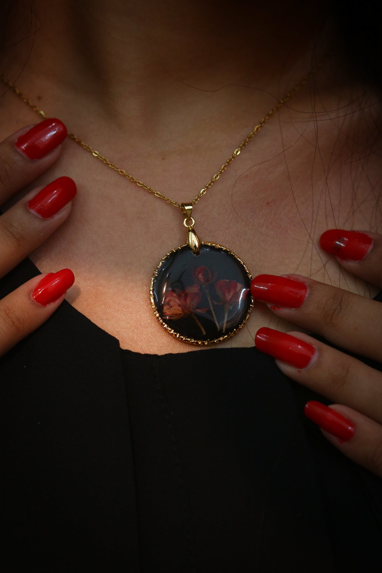 Endless Devotion Necklace – Love Me, Love Me Not Collection