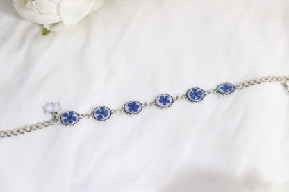 Elegant Blue Blossom Resin Bracelet - Timeless Charm on Your Wrist💙