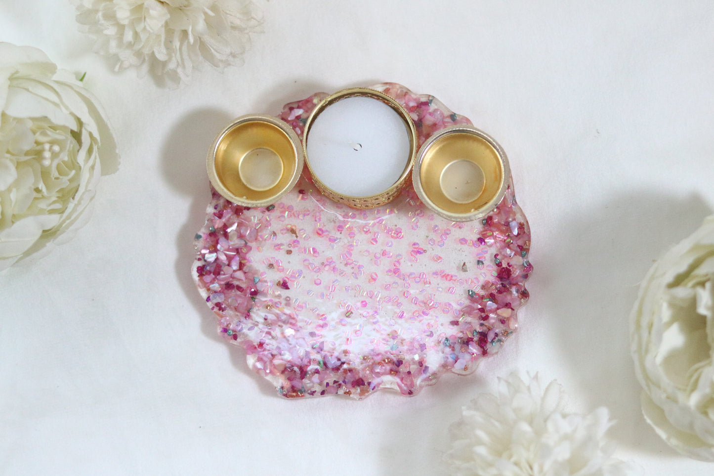 "Blushing Elegance: 5-Inch Pink Crystal Resin Thali with Golden Glow"