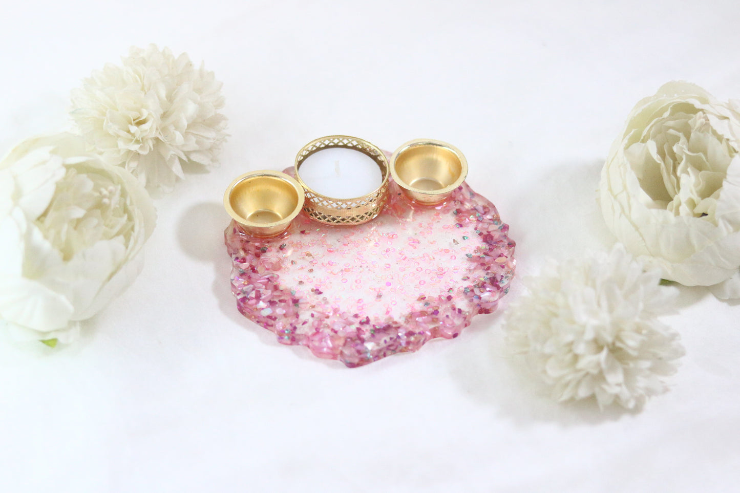 "Blushing Elegance: 5-Inch Pink Crystal Resin Thali with Golden Glow"