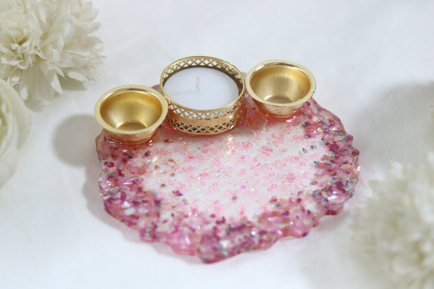 "Blushing Elegance: 5-Inch Pink Crystal Resin Thali with Golden Glow"