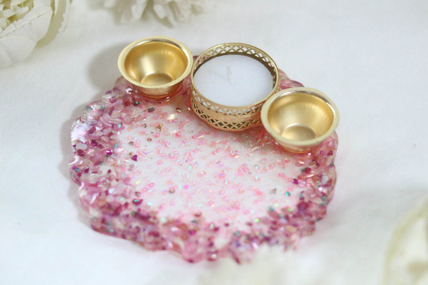 "Blushing Elegance: 5-Inch Pink Crystal Resin Thali with Golden Glow"