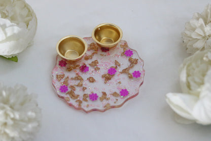 "5-Inch Floral Resin Thali with Gold Flakes & Purple Accents"
