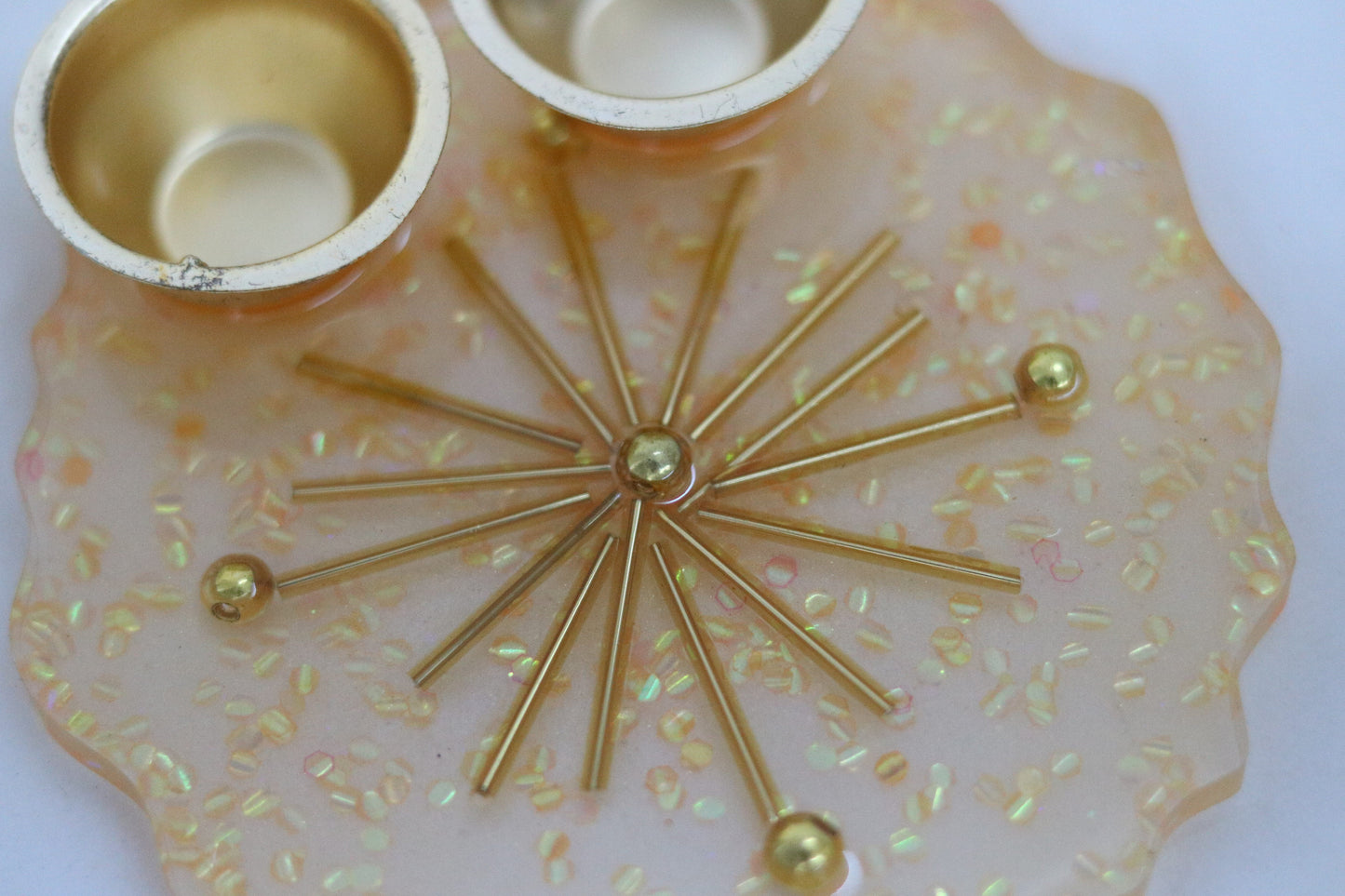 "5-Inch Elegant Resin Thali with Golden Starburst Design"