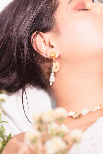 Golden Bloom Necklace and Earrings Set - Garden Of Grace