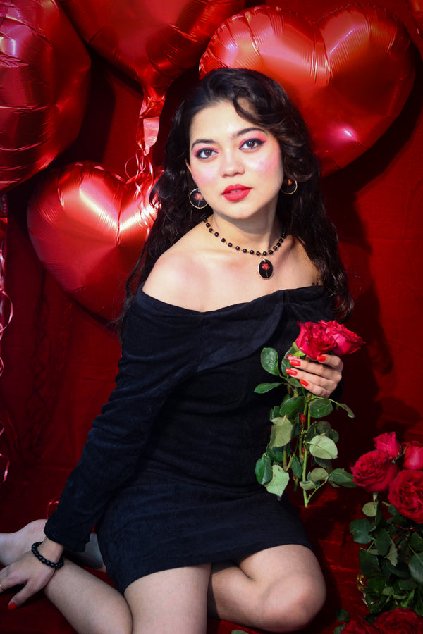 Only You Necklace & Earrings – Love Me, Love Me Not Collection🌹
