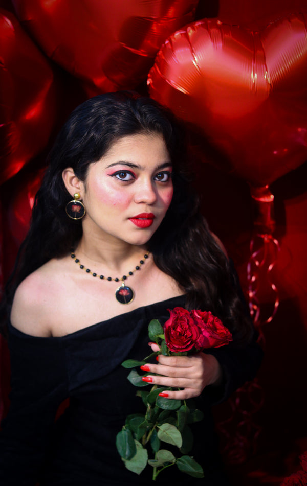 Only You Necklace – Love Me, Love Me Not Collection🌹