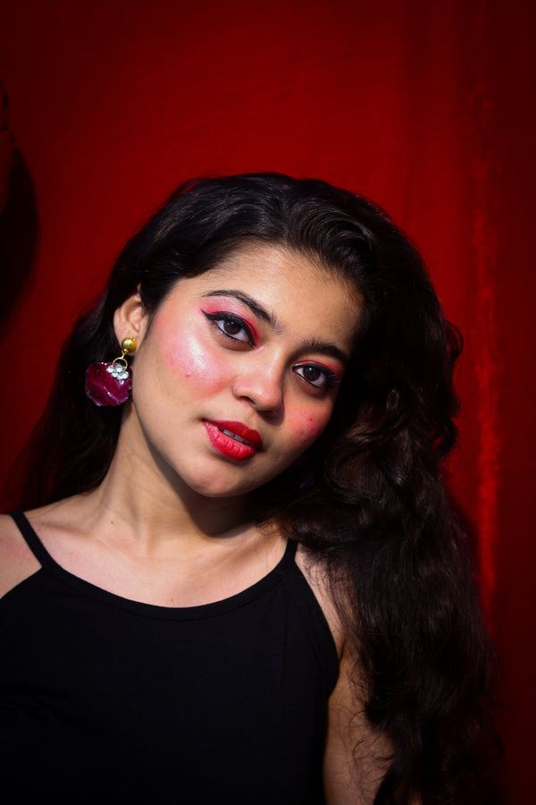 Petal Kiss Earrings – Love Me, Love Me Not Collection 💖