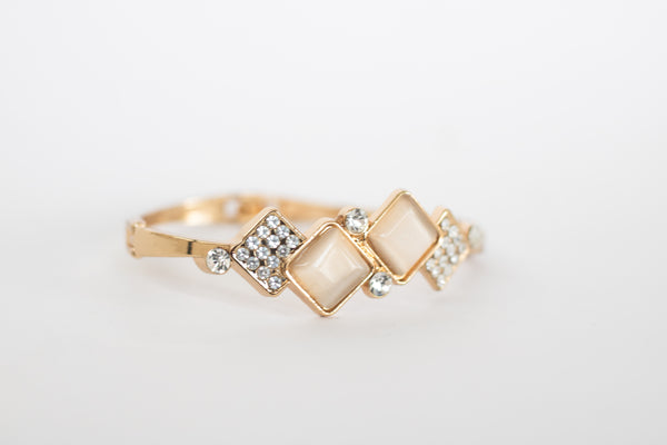 "Radiance Collection"- Geometry design (Gold)