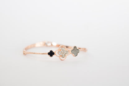 "Radiance Collection"- 3 clover design