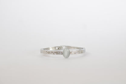 "Radiance Collection"- Diamond band design